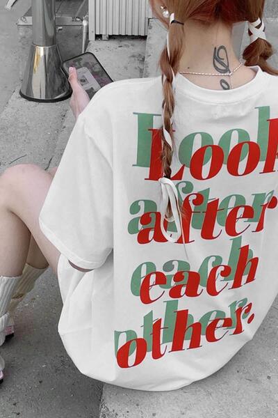 Teenage Millionaire Look Cream White Oversize Dámské tričko Salas Boyfriend