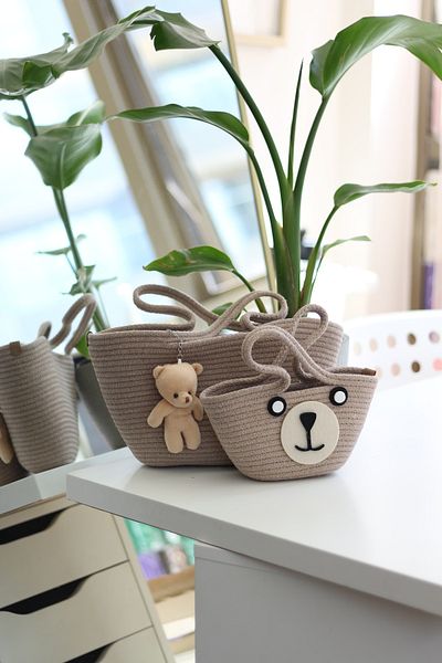 Moom Bag Beige Knitted - 2-Piece Mother and Daughter Handbag with Accessory Detail