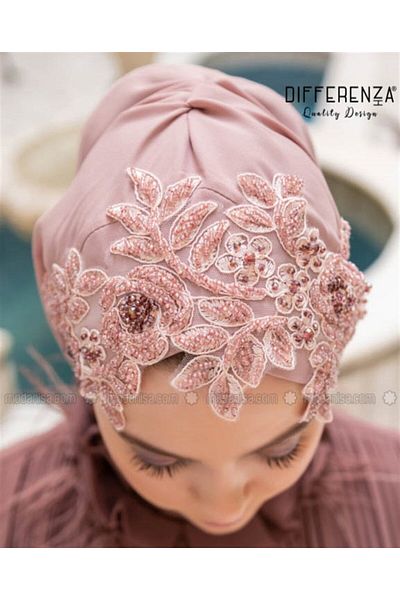 Differenza Sultan Wrap Powder Shawl