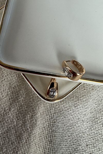 fuya design Two Colors Minimal Baguette Steel Earrings