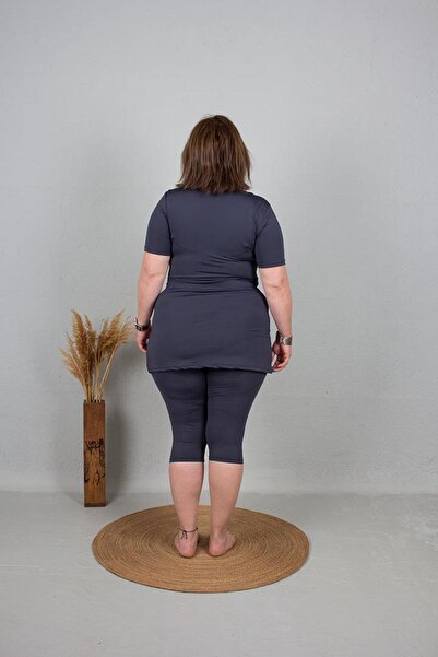 Truva XXL Μαγιό ημι-χιτζάμπ με πολύχρωμο καλσόν - Μεγάλο μέγεθος M7521Y