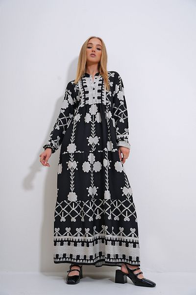 Trend Alaçatı Stili Black Viscose Hijab Dress - Prevailing Collar, Button and Pattern ALC-X12283