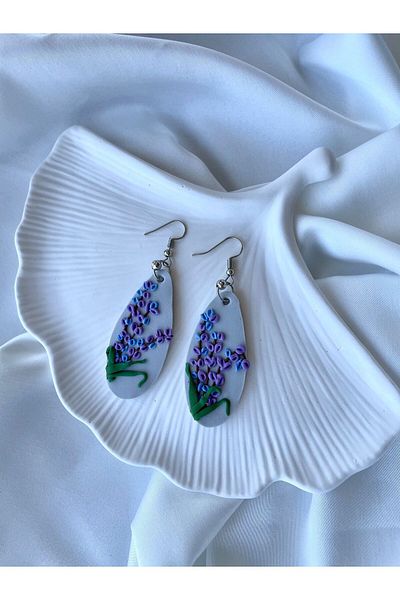 TREND Miyamila Collection Lavender Model Dangle Drop Earrings