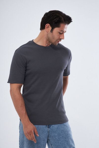Black project T-shirt Ince Ribana Kumaş Ultra esnek Hissedilmeyen kumaş . Yumuşak hissiyat.