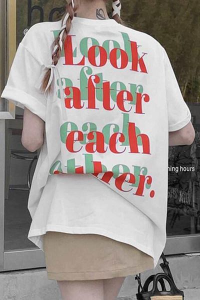 Teenage Millionaire Look Cremeweißes, übergroßes Salas Boyfriend-Damen-T-Shirt