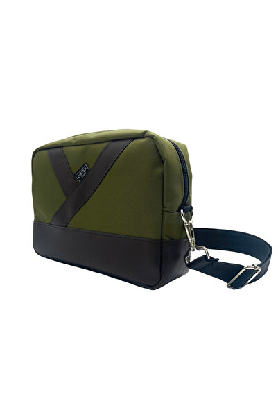 Differ Studio Geantă de umăr și crossbody din piele vegană cu fermoar arginti...