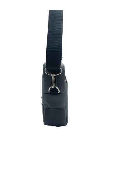 Differ Studio Geantă de umăr/ geantă crossbody din piele vegană gri/ gri antracit , cu fermoar argintiu/rezistentă la apă/cu curea/de uz zilnic