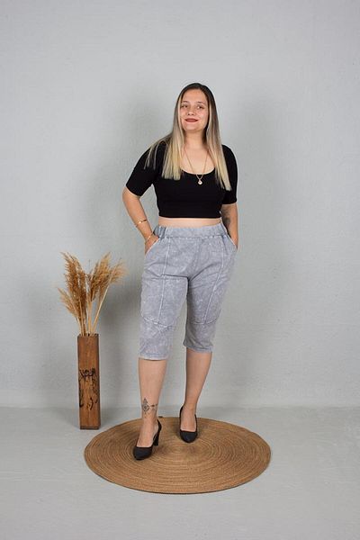 Truva XXL Large Size Cotton Capri with Stone Detail - K072