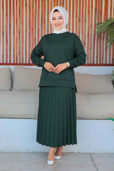 MG Emerald Green Pleated Skirt Sports Set