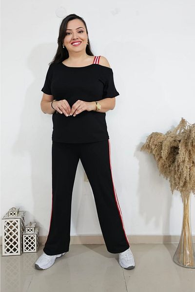 sinemisxxl مقاس كبير - كتف واحد مفتوح، بدلة ليكرا مخططة باللون الأحمر