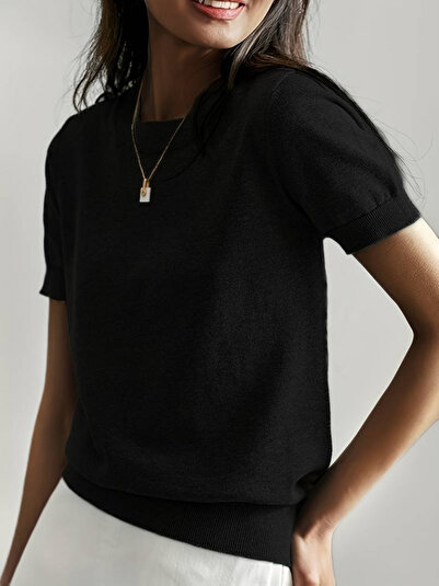 JANES Crew Neck Women's Knitwear Blouse - Short Sleeve