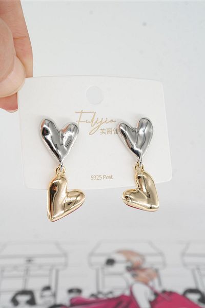 By Zeyna Aksesuar Vip Series Women's Earrings - Silver Clip and Anti-Allergenic STL003