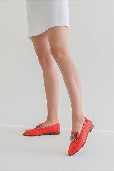 GNS Shoes Hakiki Deri Kırmızı Tokalı Kadın Babeti