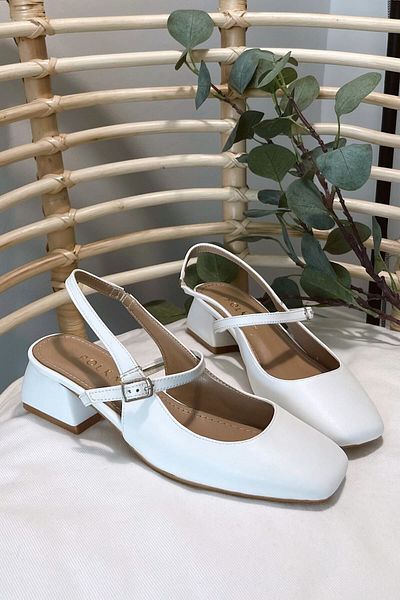 POLKA STORE Γυναικεία παπούτσια Audrey White Matte Leather Open Back Square Toe Καπέλα με κοντό μπλοκ με τακούνι