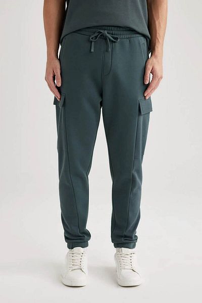 DeFacto Dark Green Men's Sweatpants - B4367ax/gn1082