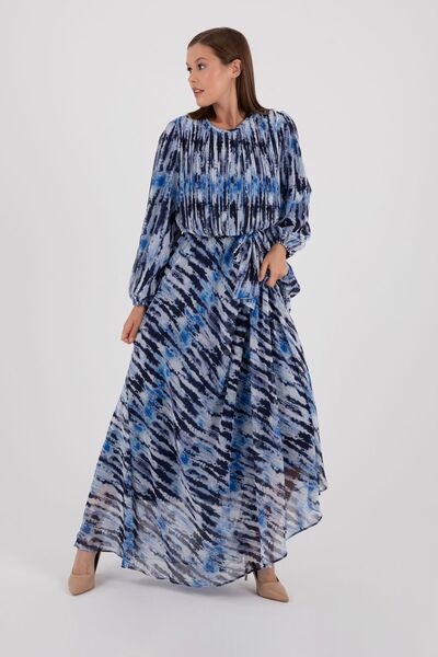 ŞEYDA ERTEM فستان كلوشيك بأكمام طويلة منقوش باللون الأزرق الداكن