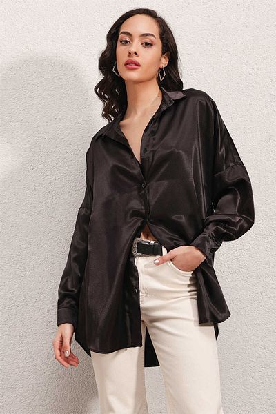 Nisa Luxury Boutique Cămașă oversize din satin