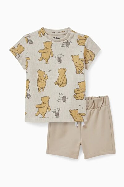 Colorstories Winnie The Pooh Licensed 2-Piece Set for Baby Boy
