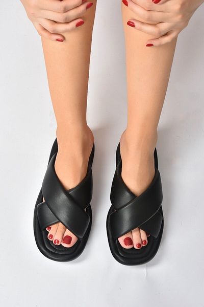 Fox Shoes Black Women's Slippers K848219509