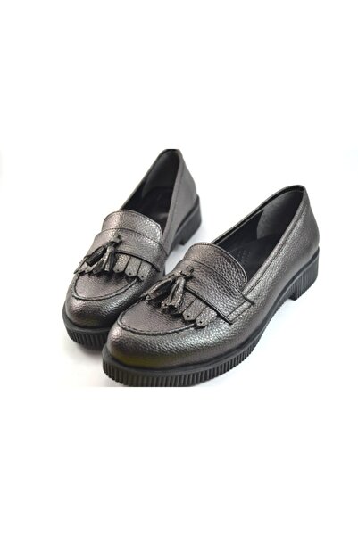 Beety Pl 12 Lofer Püsküllü Gri Kadın Iş Ayakkabı