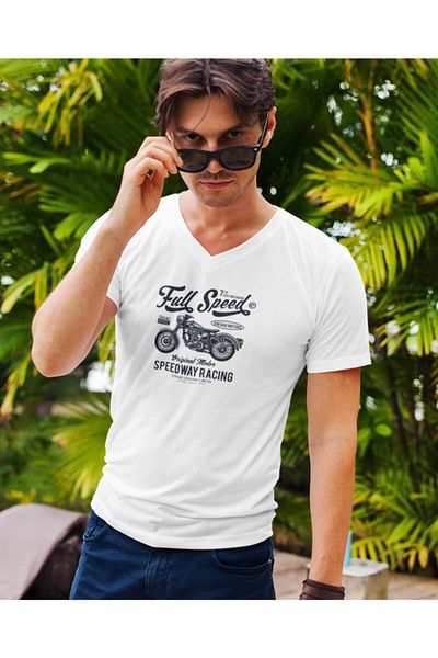 Raf Coll Tricou alb unisex cu decolteu în V, slim fit, cu motor de viteză completă, imprimat digital