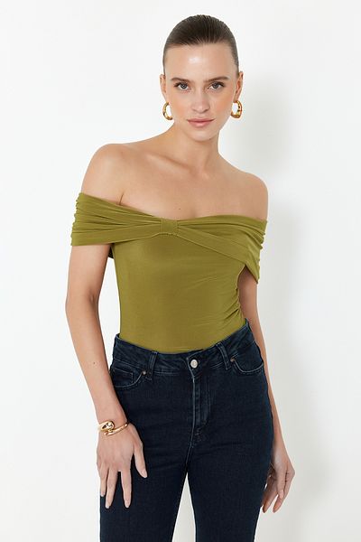 Trendyol Collection Oil Green Carmen γιακά Body-Sitting Flexible Crop Πλεκτή Μπλούζα TWOSS24BZ00368