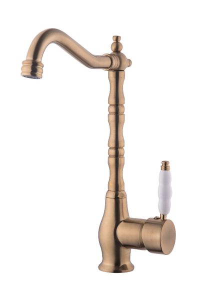 yediyapı Seven Build Market - Rustic Kitchen Sink Faucet, Matte-Gold