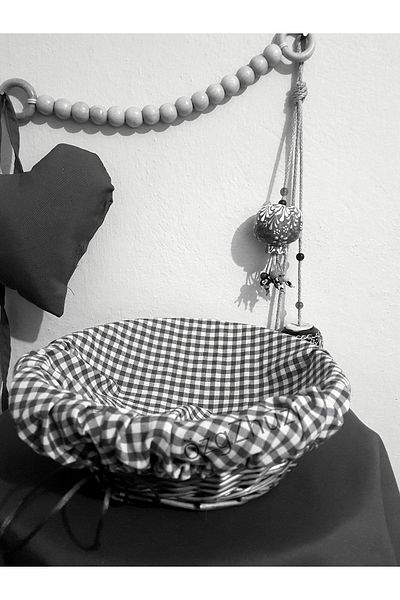 perlina home Plaid Black Round Bread Basket Cover