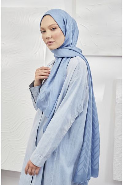 ARMANDA Italian jacquard zigzag pattern shawl