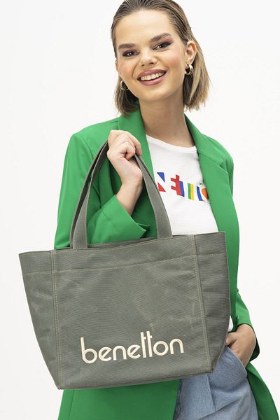 United Colors of Benetton Bnt-1163 Women's Shoulder Bag