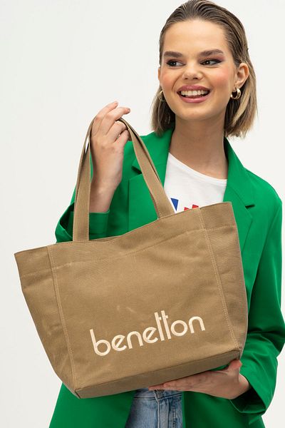 United Colors of Benetton Bnt-1163 Geantă de umăr pentru femei