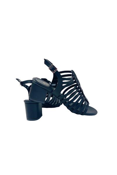 bescobel Woman Lanpol Black Daily Low Heel Gladiator Sandal 5 cm