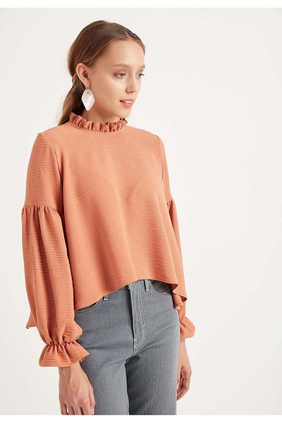 Herita Asymmetrische Bluse mit Ballonärmeln