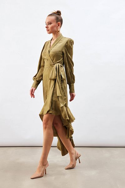 Sateen Jacquard Dress - Khaki Model
