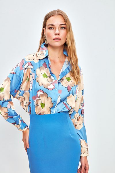 Sateen Cămașă oversize cu modele florale - BEBE BLUE