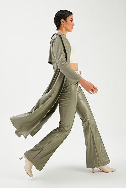 Sateen Δερμάτινο Trench με μακριά ζώνη - Çağla Green