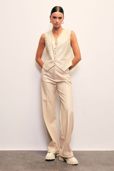 Sateen Stone Colored Ribbed Detailed Leather Trousers