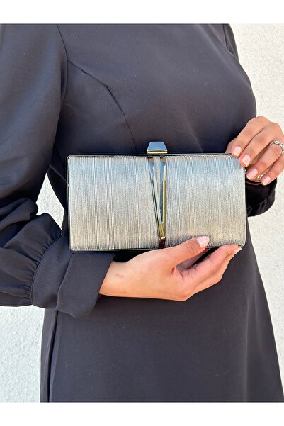 Sh Poly Γυναικείο βραδινό φόρεμα τσάντα ώμου με κάλυμμα λέιζερ πλατίνας - με λεπτομέρεια αξεσουάρ και αλυσίδα