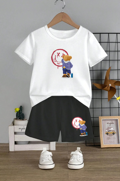 MYADA طقم أطفال مطبوع عليه دب جرافيتي - رقبة دائرية، شورت مرن، طقم مكون من قطعتين 11007