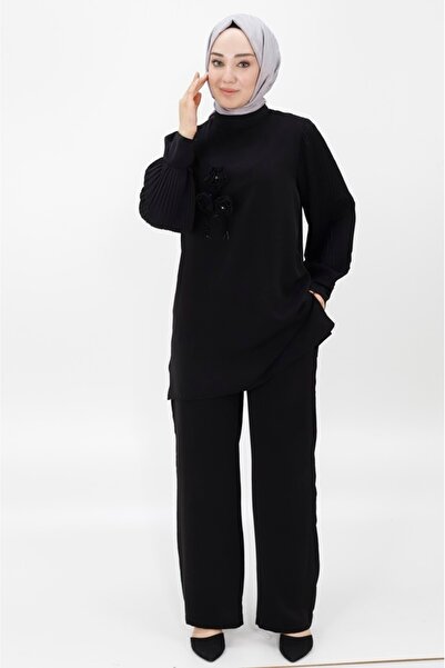 BYCOOLEST BUTİK JESSICA KUMAŞ KOLLARI PİLİSELİ VE BROŞLU İKİLİ TAKIM