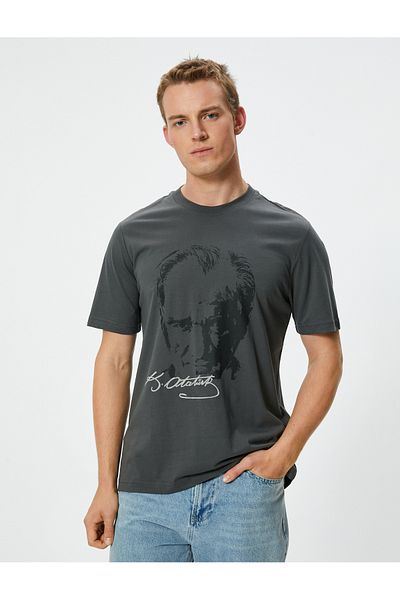 Koton Atatürk Printed Cotton T-Shirt - Short Sleeve, Crew Neck