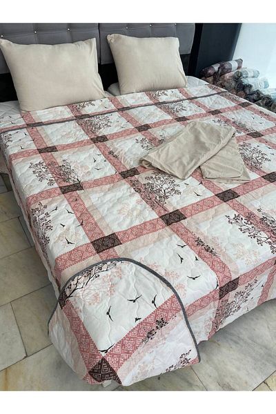 Sudemhome Square Tree Patterned Double Quilted Bed Set