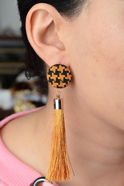 AKIN AKSESUAR HEDİYELİK Long Plaid Earrings - Button Detail and Tassels