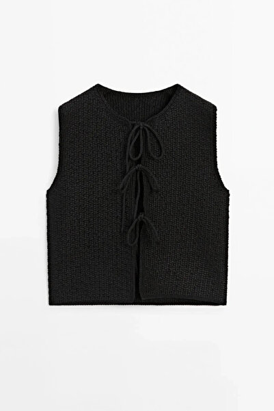 Laluvia Black Knitwear Sweater with Crew Neck and Lace Detail