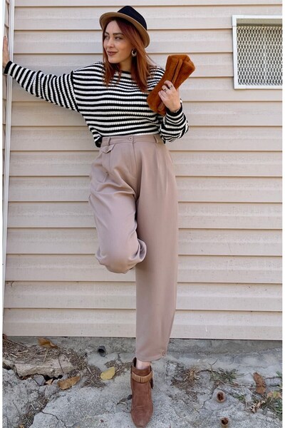 Çiğdem Sonkur Butik Kapak Cepli Paçası Düğme Detaylı Vizon Rengi Havuç Pantolon