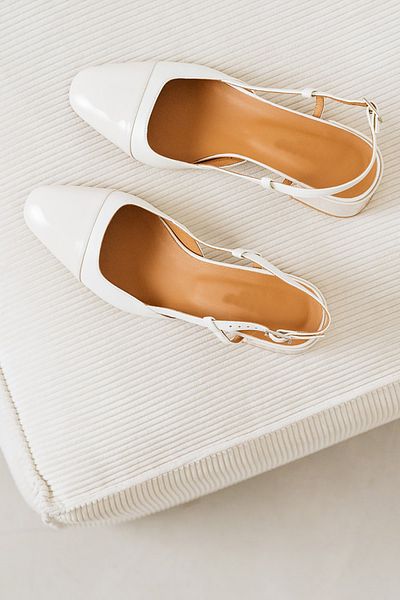 TrendyAnka Lady Patent Leather White Ecru - 6 Cm Thick Heeled, Open Back Blunt Square Toe Classic Heeled Shoes