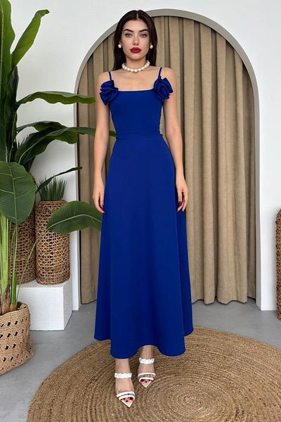 lovebox Saks Blue Maxi večerní šaty - Límec bez ramínek a doplňky růže, Strappy Atlas Fabric 258