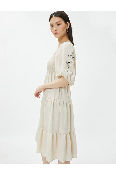 Koton Bohemian Midi φόρεμα με λεπτομέρεια κεντήματος - Γκιπέλ και τετράγωνο γιακά