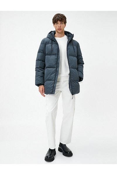 Koton Pufferjacke, Kapuze, Taschendetail, Reißverschluss