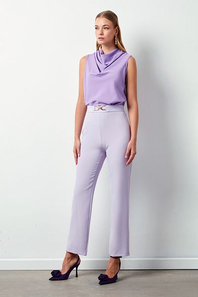 Sateen Pantaloni de damă cu detalii accesorii Liliac